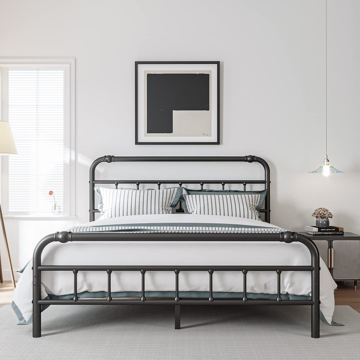 Full Size Metal Bed Frame with Iron Headboard O27015