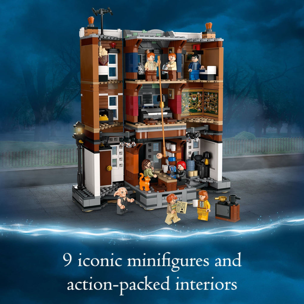 Building Set with 9 Minifigures S74307